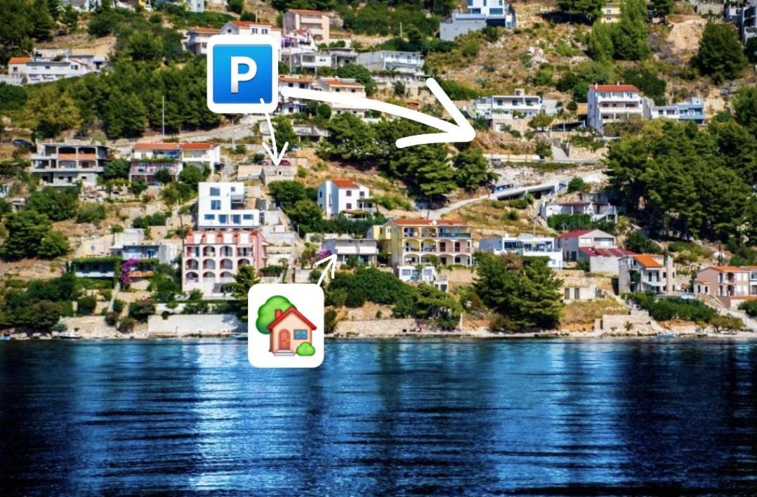Apartments Lile By The Sea, Celina Zavode Ngoại thất bức ảnh